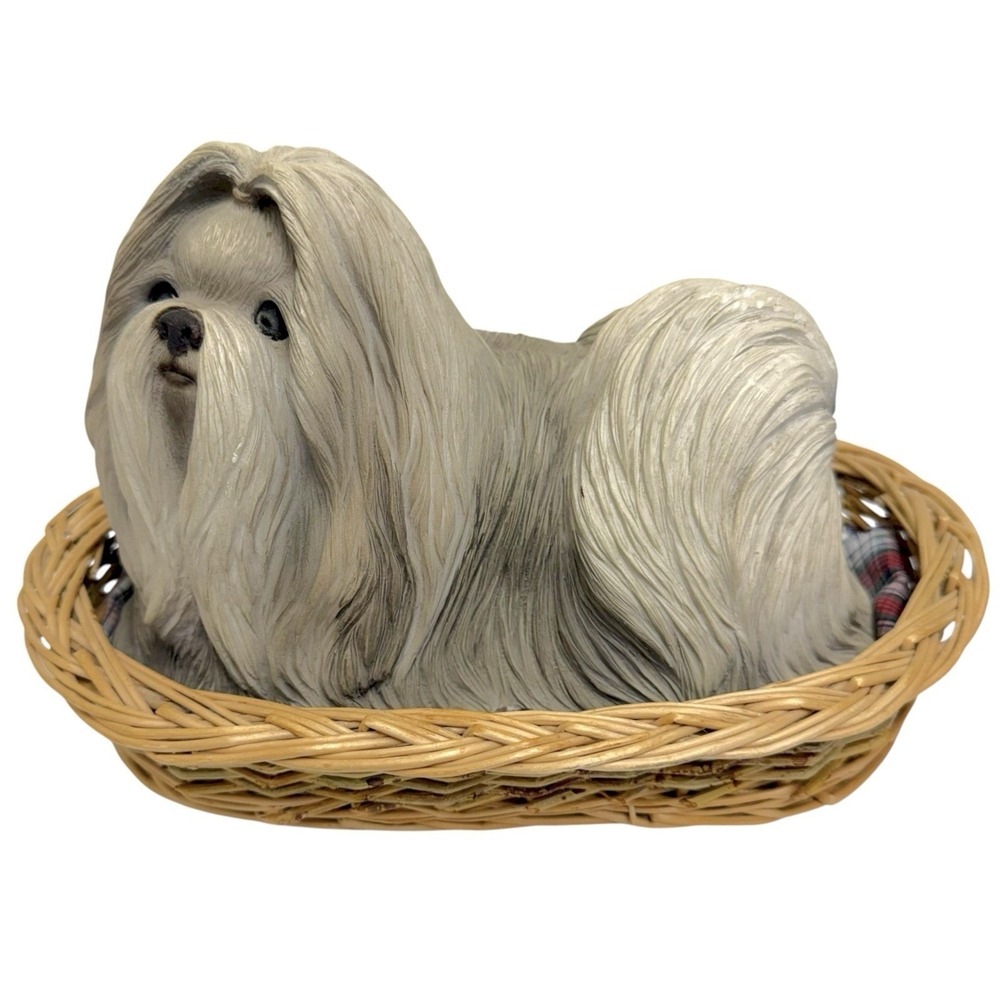 Vintage 1985 Sandicast Shih Tzu Figure Sandra Brue Handcrafted Signed with Bed‎